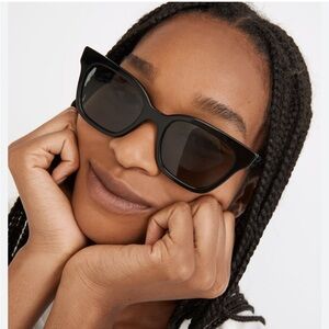 NWT Madewell Pierport Black Sunglasses in Dust Bag